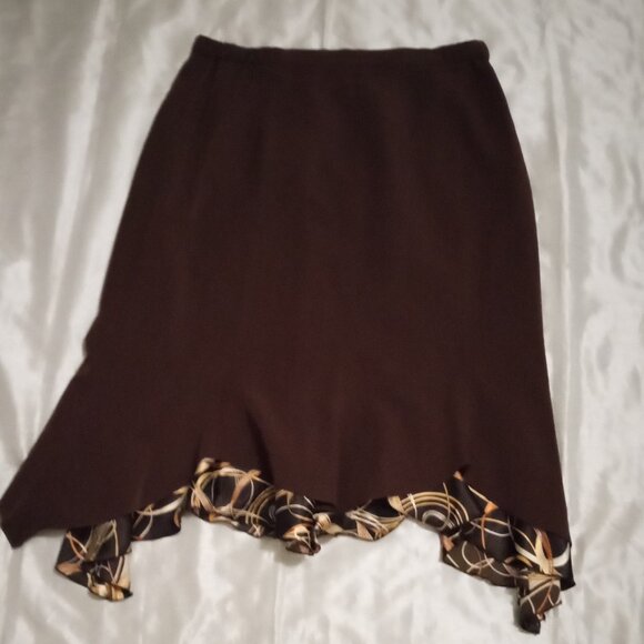 women's skirt lined chocolate brown size 14 flared at bottom area - Picture 1 of 6